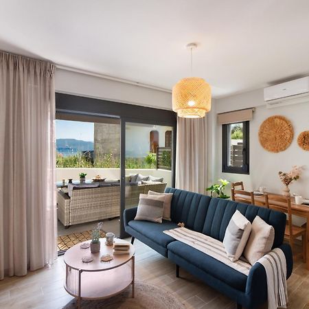 Blue Horizon Seaside Suite By Imagine Lefkada 尼基亚娜 外观 照片